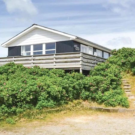 Pej Holiday home